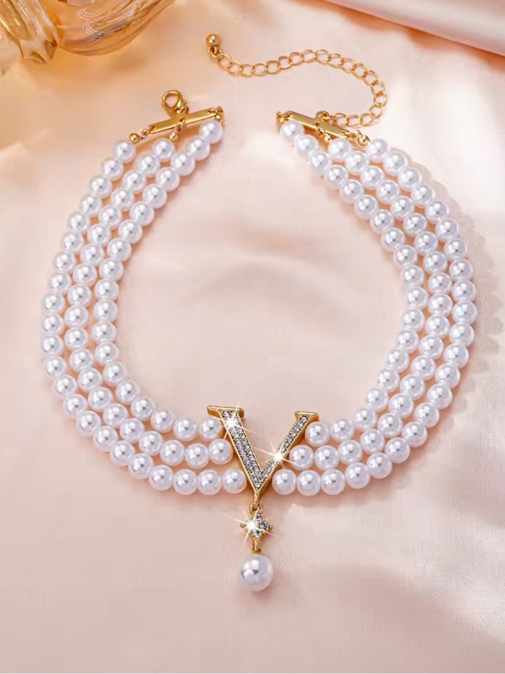 White Pearl Triple-Strand Choker with Gold V Pendant - Picture 6 of 8